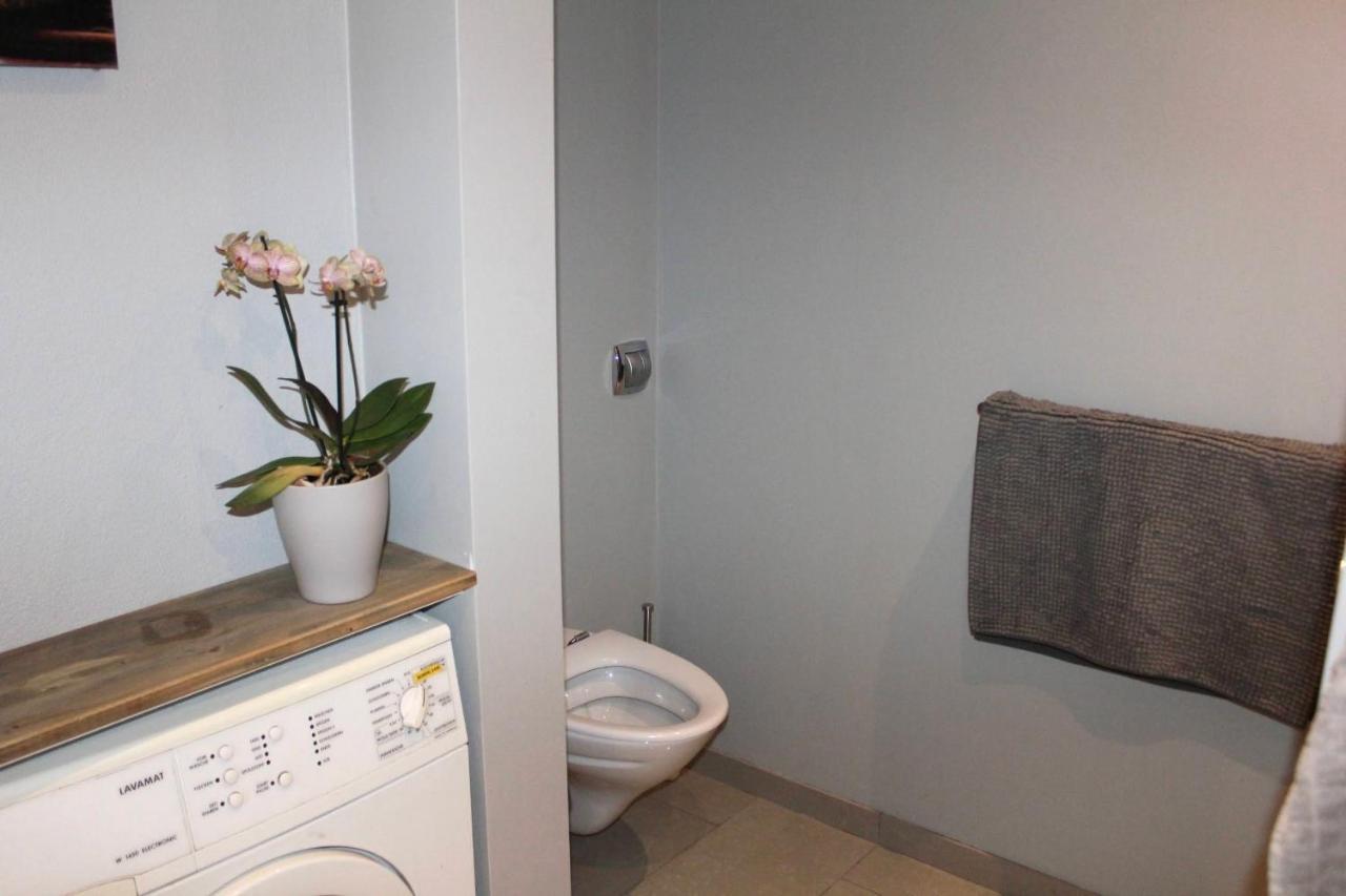 Lothani Luxury Inn Aalborg Extérieur photo